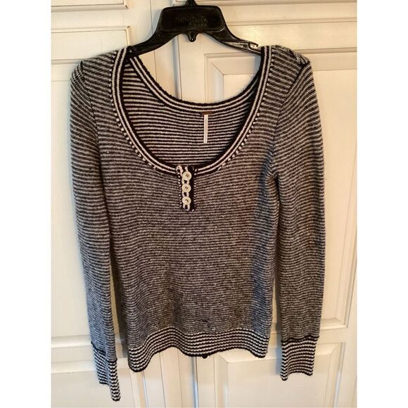 Free People Striped Knit Henley Sweater Sz M Wool blend Black White - Picture 1 of 6